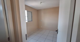  Apartamento com 2 dormitórios  LO 161